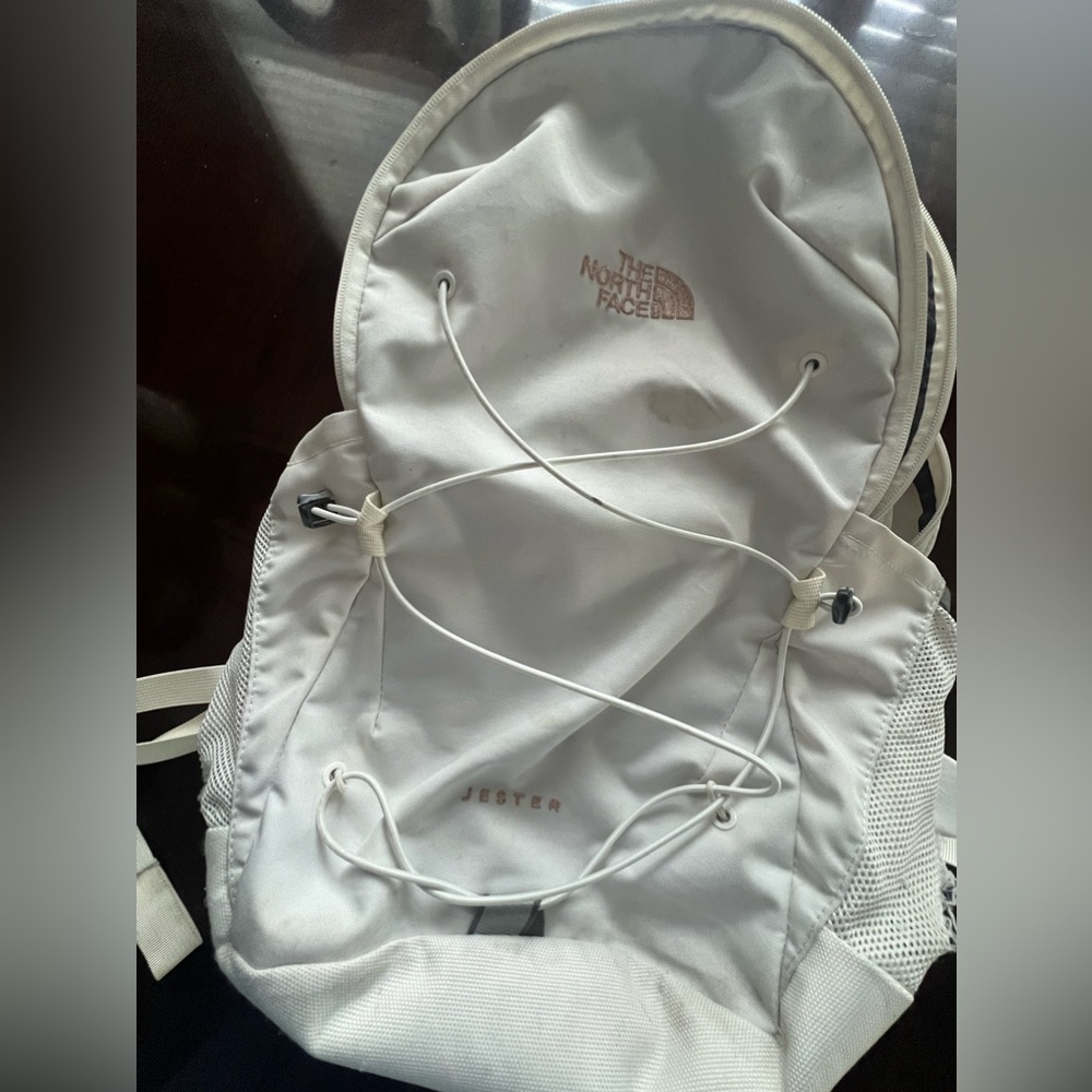 great condition! north face jester bookbag